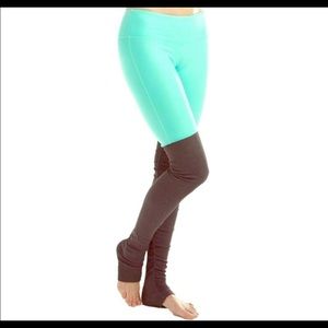 Alo Goddess Leggings